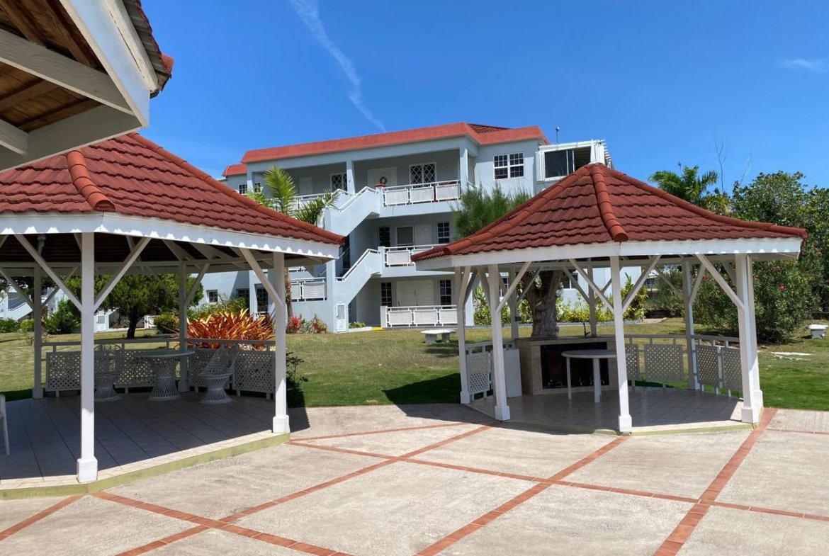 Ninth image of C202- Ocean Pines, Freeport in Montego Bay, St. James, Jamaica - property is For Sale