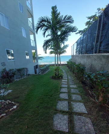 Fourth image of 1d-waves Tower Isle in Tower Isle, St. Mary, Jamaica - property is For Sale