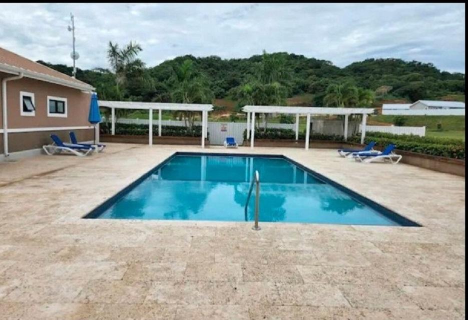 Eleventh image of 437 Seashell Drive, Oceanpoin in Hopewell, Hanover, Jamaica - property is For Rent