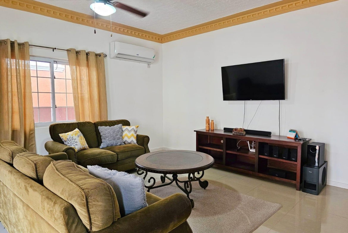 Third image of 8 Kirkland Avenue in Red Hills, St. Andrew, Jamaica - property is For Rent