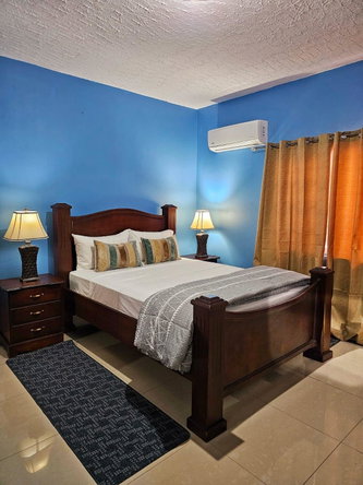 Seventh image of 8 Kirkland Avenue in Red Hills, St. Andrew, Jamaica - property is For Rent