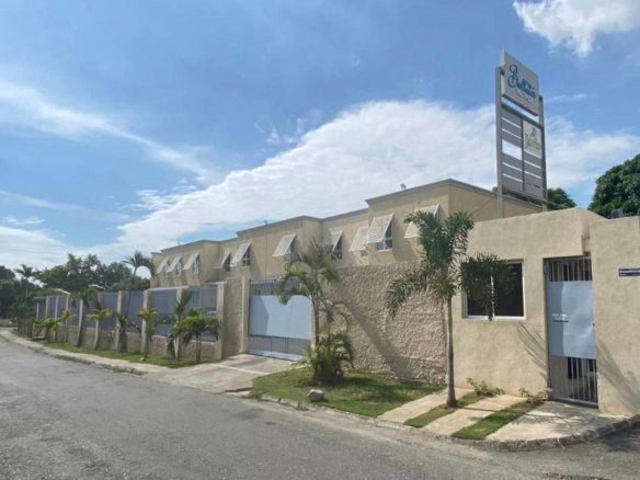 First image of 4-1 Ballater Avenue in Kingston 10, St. Andrew, Jamaica - property is For Rent