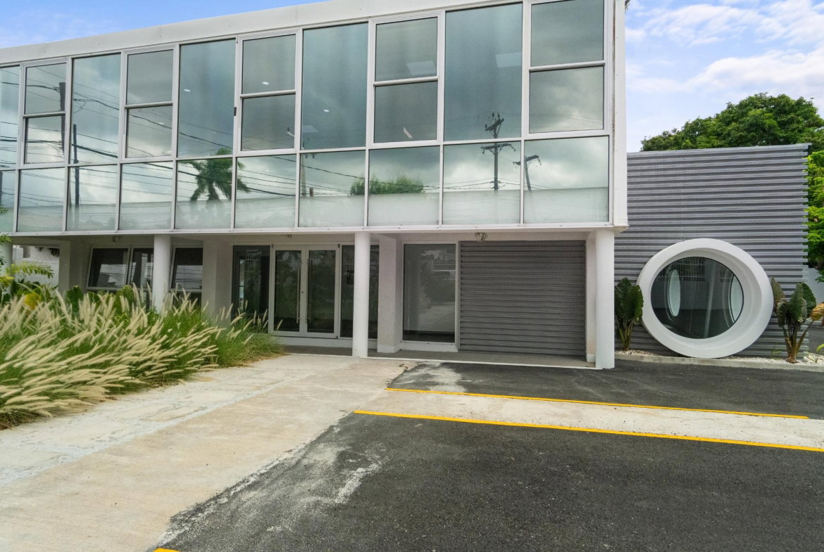 Third image of 31- Mannings Hill Road in Kingston 8, St. Andrew, Jamaica - property is For Rent