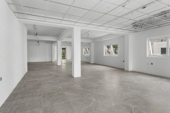 Fifth image of 31- Mannings Hill Road in Kingston 8, St. Andrew, Jamaica - property is For Rent