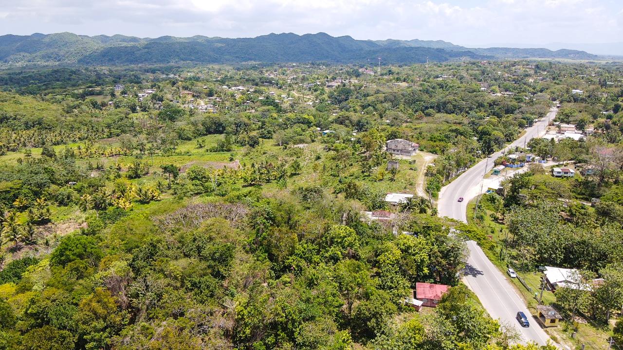 Fourteenth image of Sheffield, Westmoreland in Negril, Westmoreland, Jamaica - property is For Sale