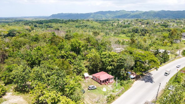 Fourth image of Sheffield, Westmoreland in Negril, Westmoreland, Jamaica - property is For Sale