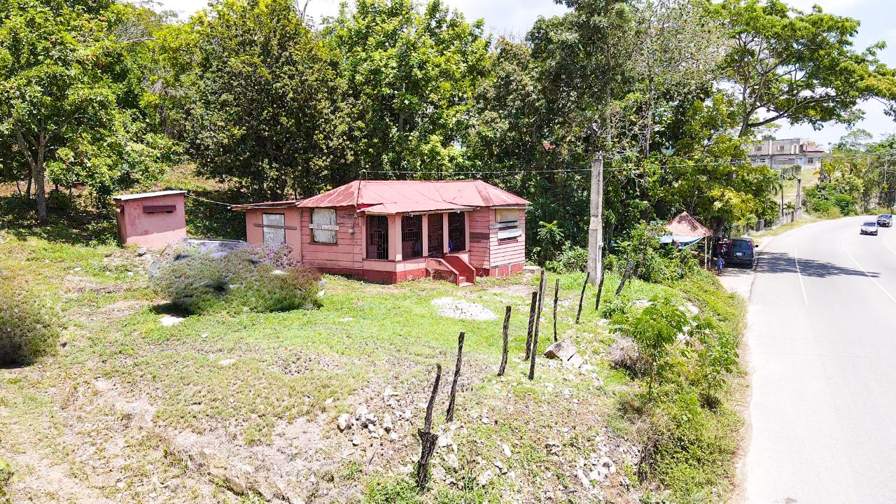 Seventh image of Sheffield, Westmoreland in Negril, Westmoreland, Jamaica - property is For Sale