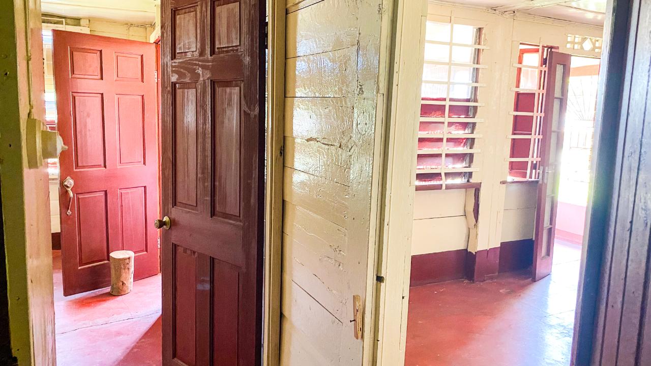 Tenth image of Sheffield, Westmoreland in Negril, Westmoreland, Jamaica - property is For Sale