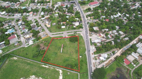 Second image of 1 Sydenham Villas in Sydenham, St. Catherine, Jamaica - property is For Sale
