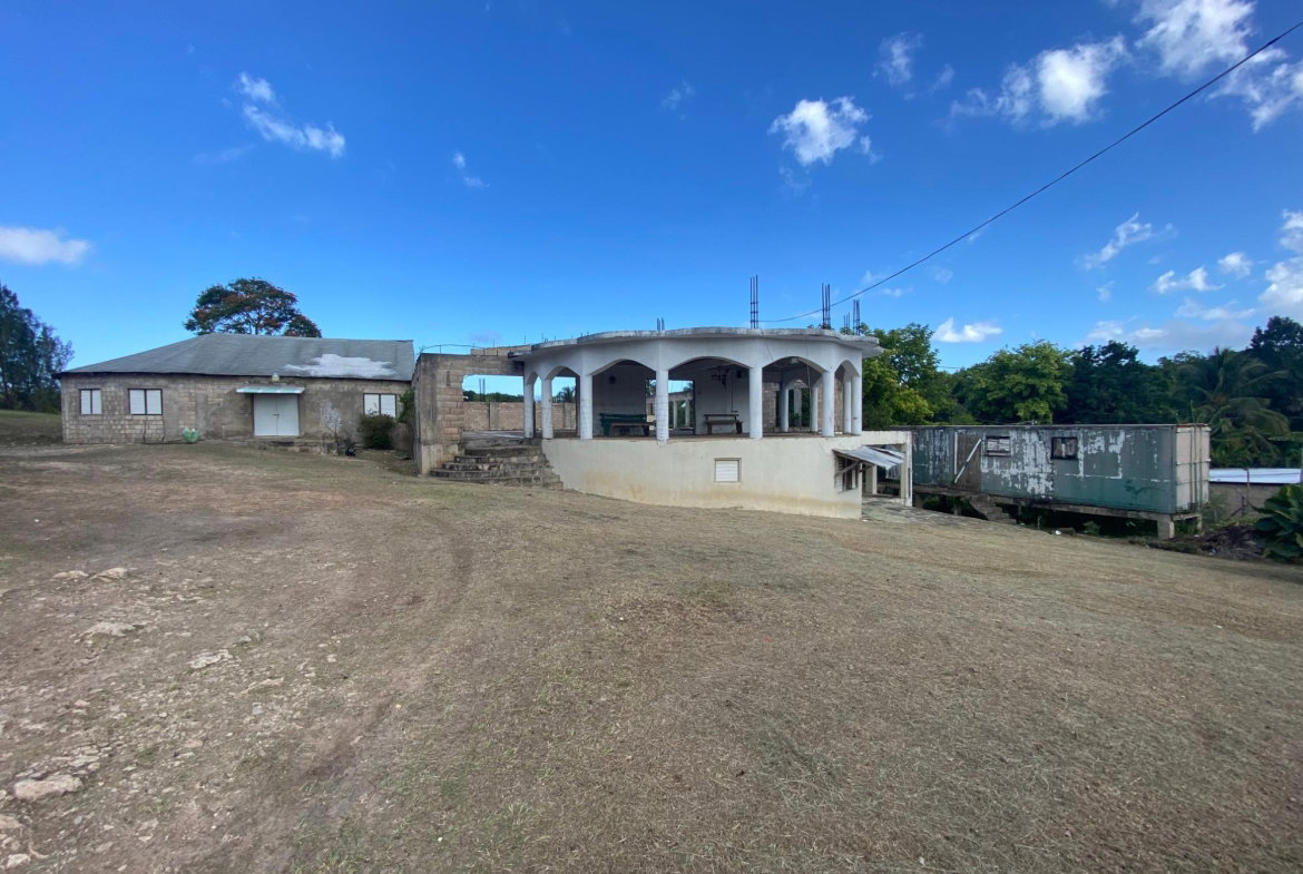 Fifth image of 1 Vale Royal, Duncans, Trel in Duncans, Trelawny, Jamaica - property is For Sale