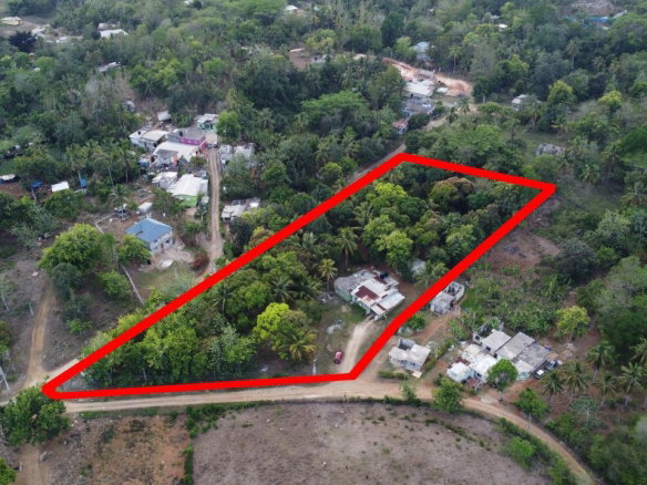 First image of Treadways in Linstead, St. Catherine, Jamaica - property is For Sale