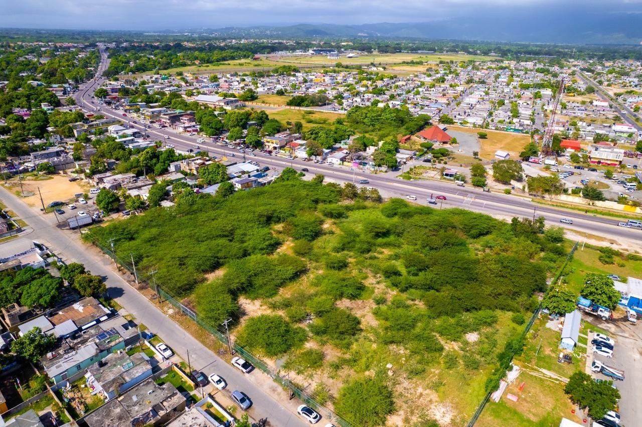 Third image of Part of Salt Hut Pen & pa in SALT, St. Catherine, Jamaica - property is For Sale