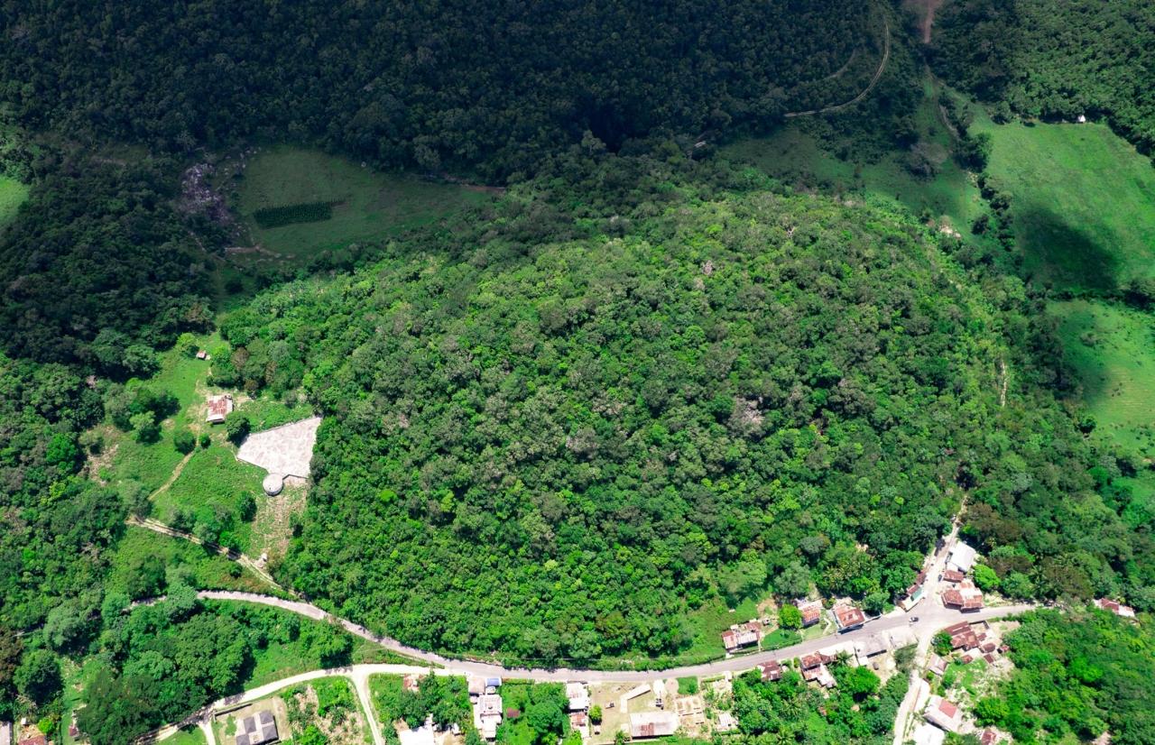 Prime-45.232-Acres-for-Sale-in-Stewart-Town-Trelawny-Endless-Possibilities Third image of Tavern Hill, Stewart Town in Stewart Town, Trelawny, Jamaica - property is For Sale