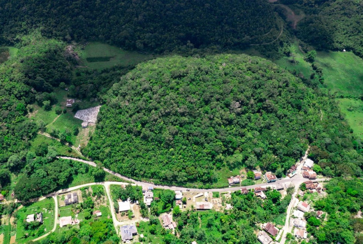 Fourth image of Tavern Hill, Stewart Town in Stewart Town, Trelawny, Jamaica - property is For Sale