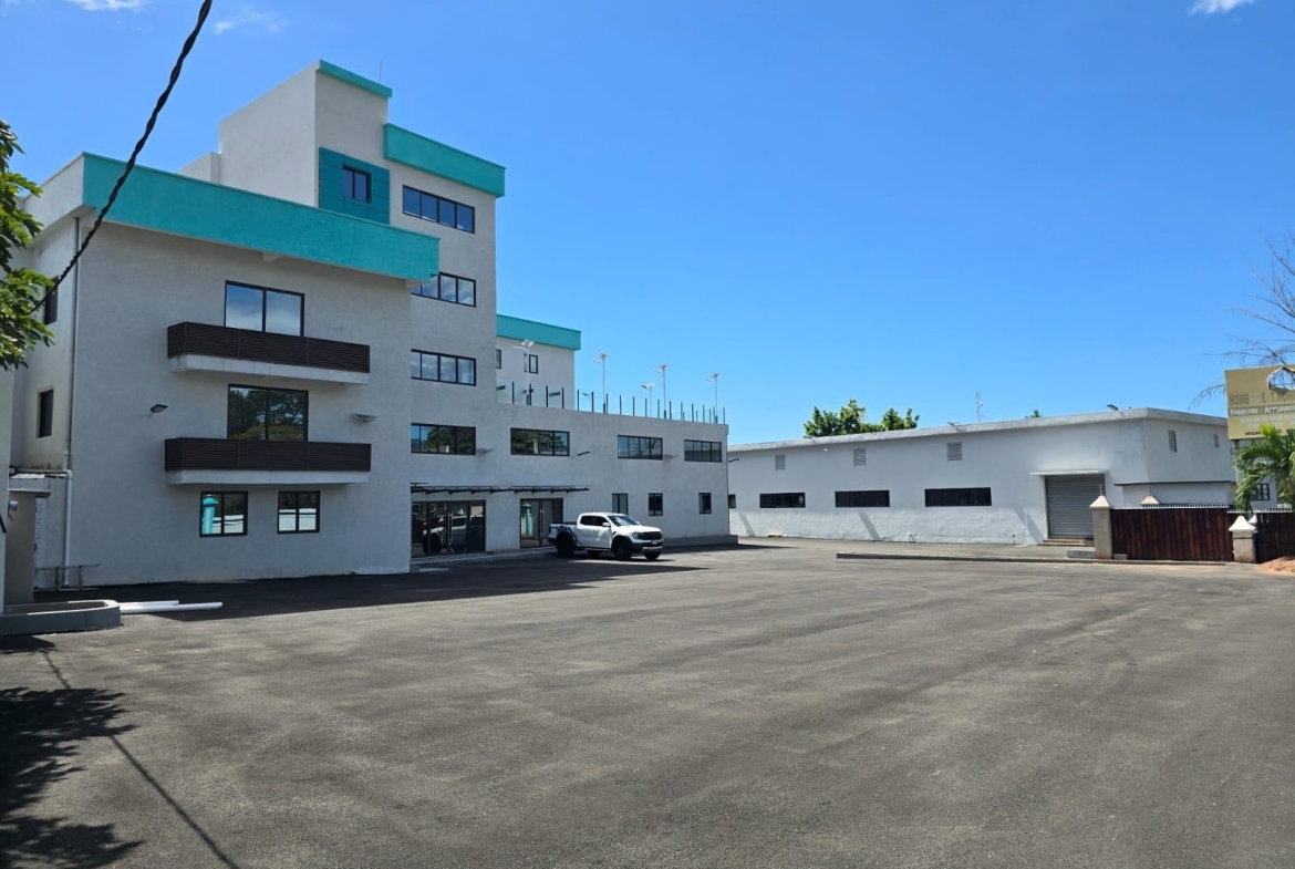 Fifth image of 15 West Kings House Road in Kingston 10, St. Andrew, Jamaica - property is For Rent