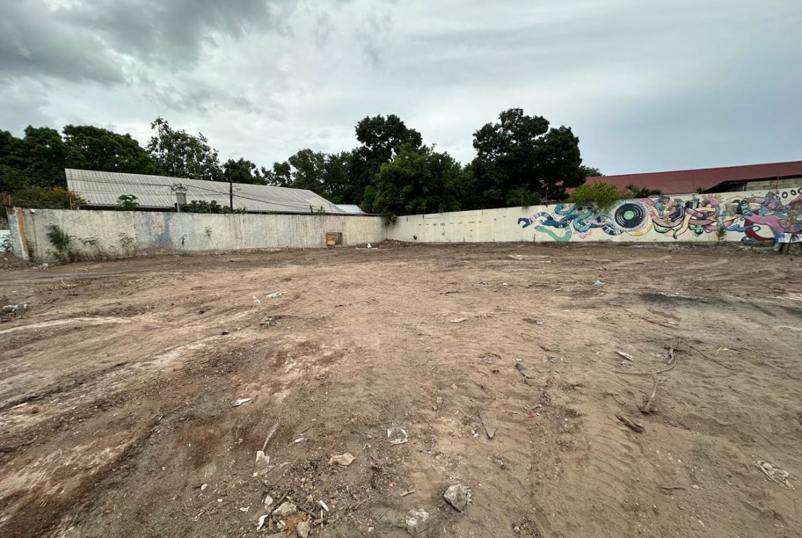Fourth image of 133 Barbican Road in Kingston 8, St. Andrew, Jamaica - property is For Sale