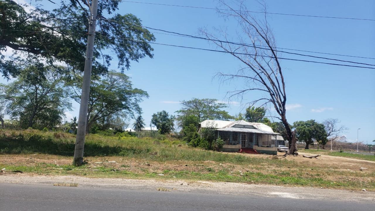 Third image of 10, 11 Old Harbour Road in Old Harbour, St. Catherine, Jamaica - property is For Sale