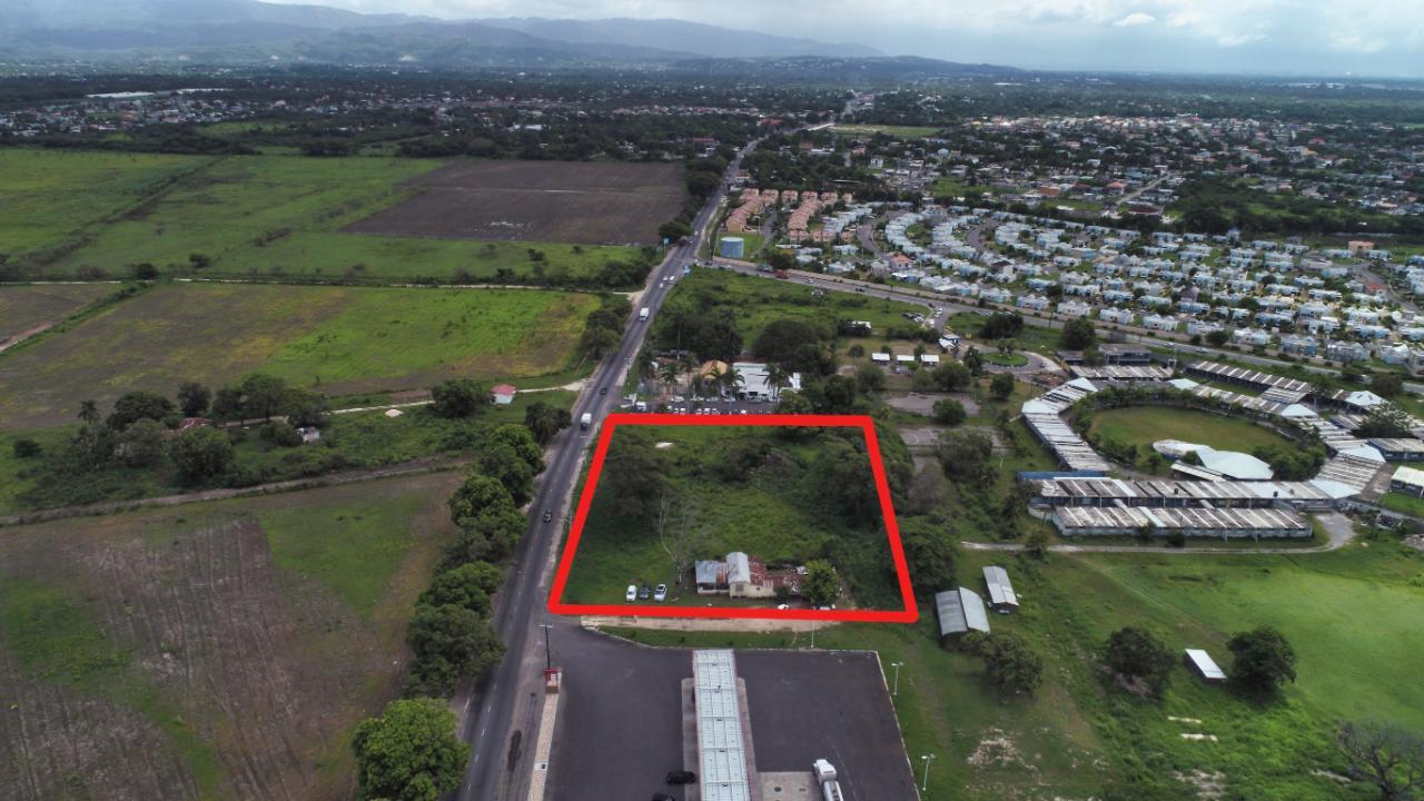 First image of 9, 10, 11 Old Harbour Road in Old Harbour, St. Catherine, Jamaica - property is For Sale