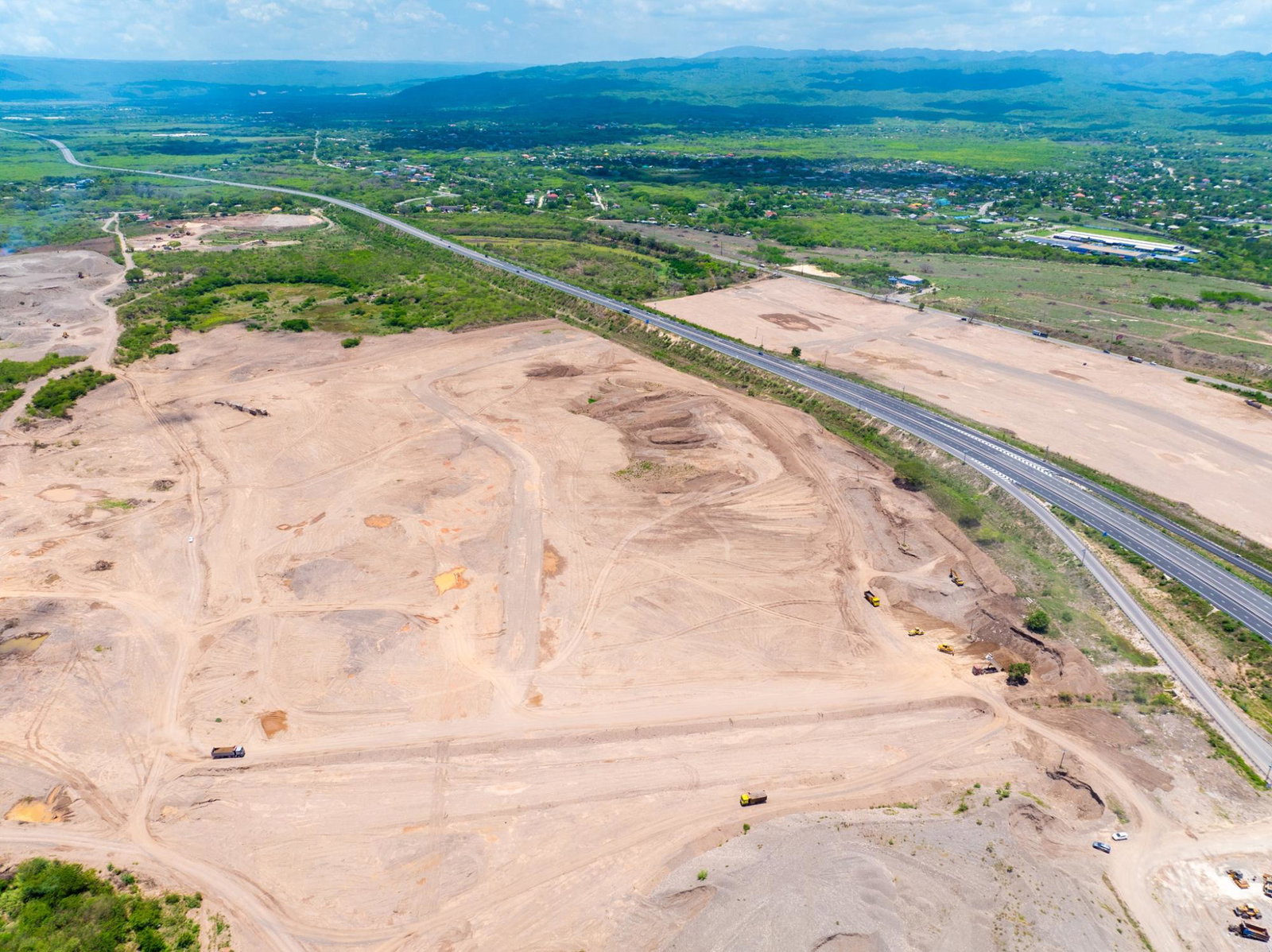 Prime-Commercial-Land-for-Sale-on-Bustamante-Highway-Clarendon Seventh image of Bustamante Highway in Denbigh, Clarendon, Jamaica - property is For Sale