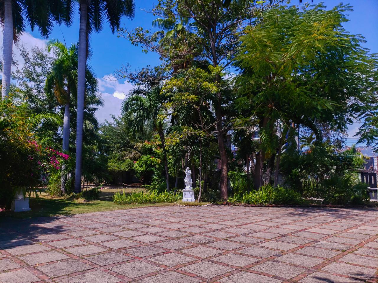 Eighth image of 4a Waterloo Road in Kingston 10, St. Andrew, Jamaica - property is For Sale