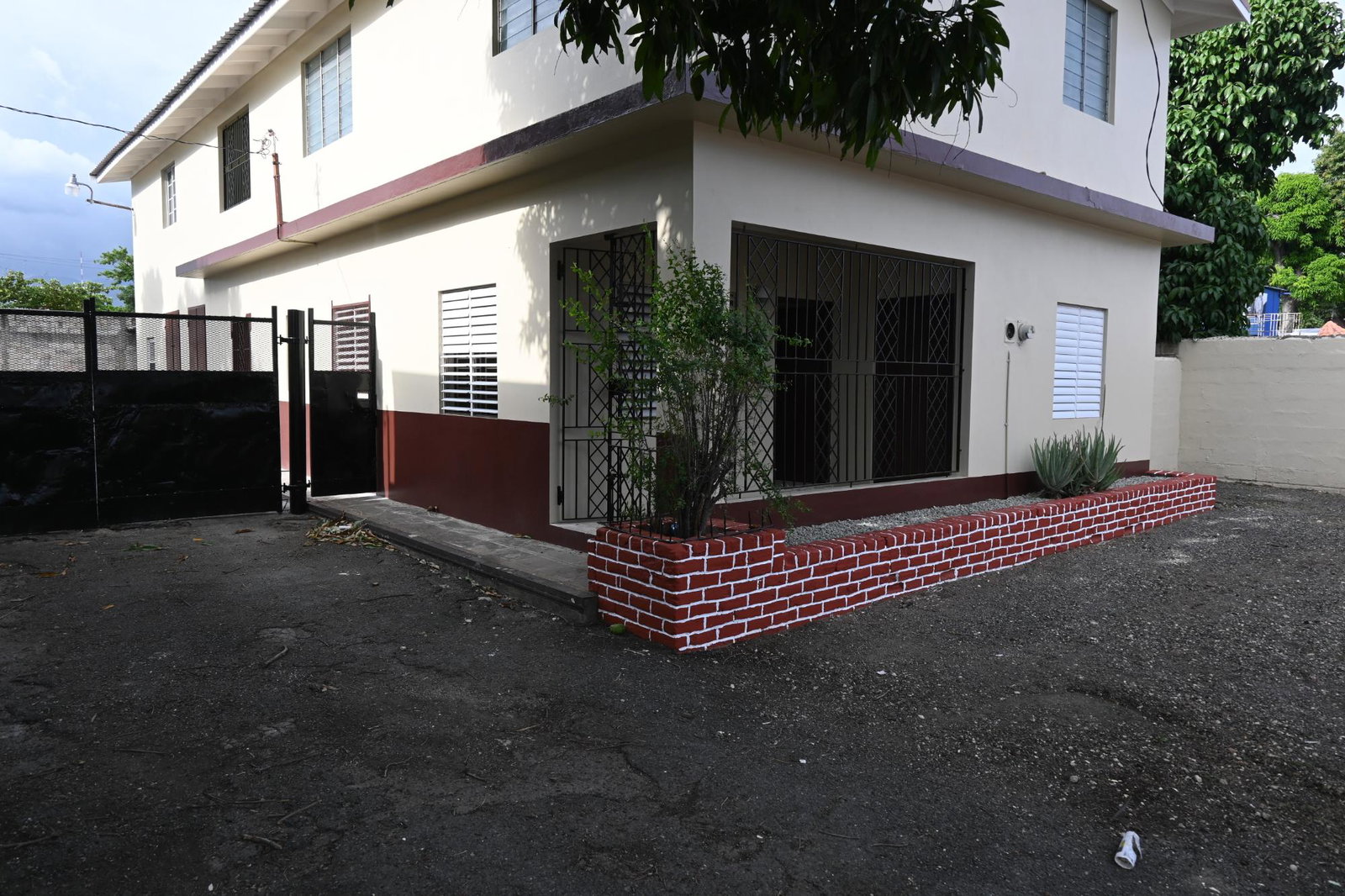 First image of 10 Derrymore Road in Kingston 10, St. Andrew, Jamaica - property is For Rent