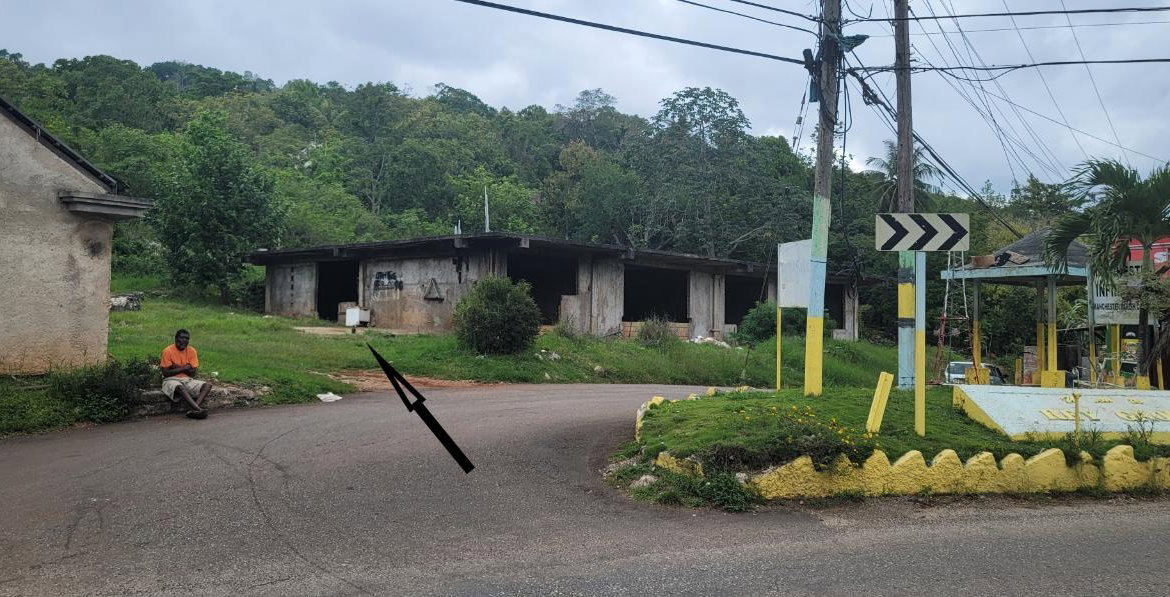 Eighth image of Grey Ground Main Road in Mandeville, Manchester, Jamaica - property is For Sale