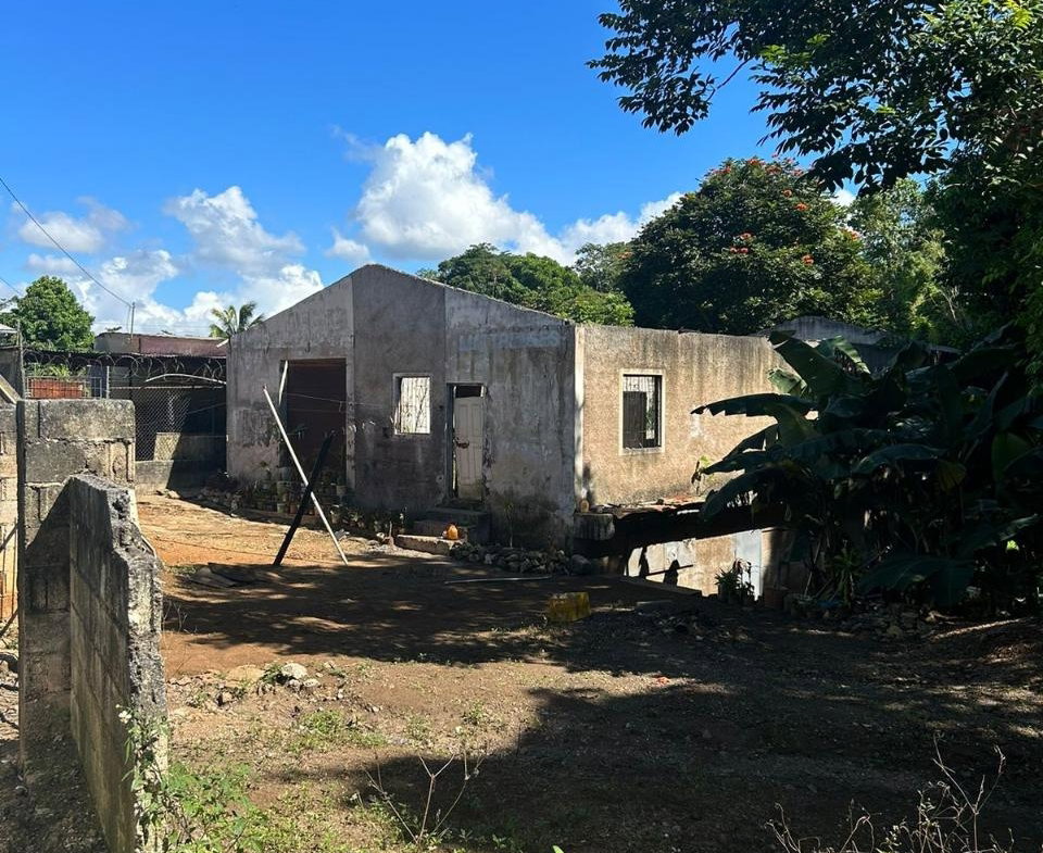 Eighth image of 7 Wesley rd in Mandeville, Manchester, Jamaica - property is For Sale