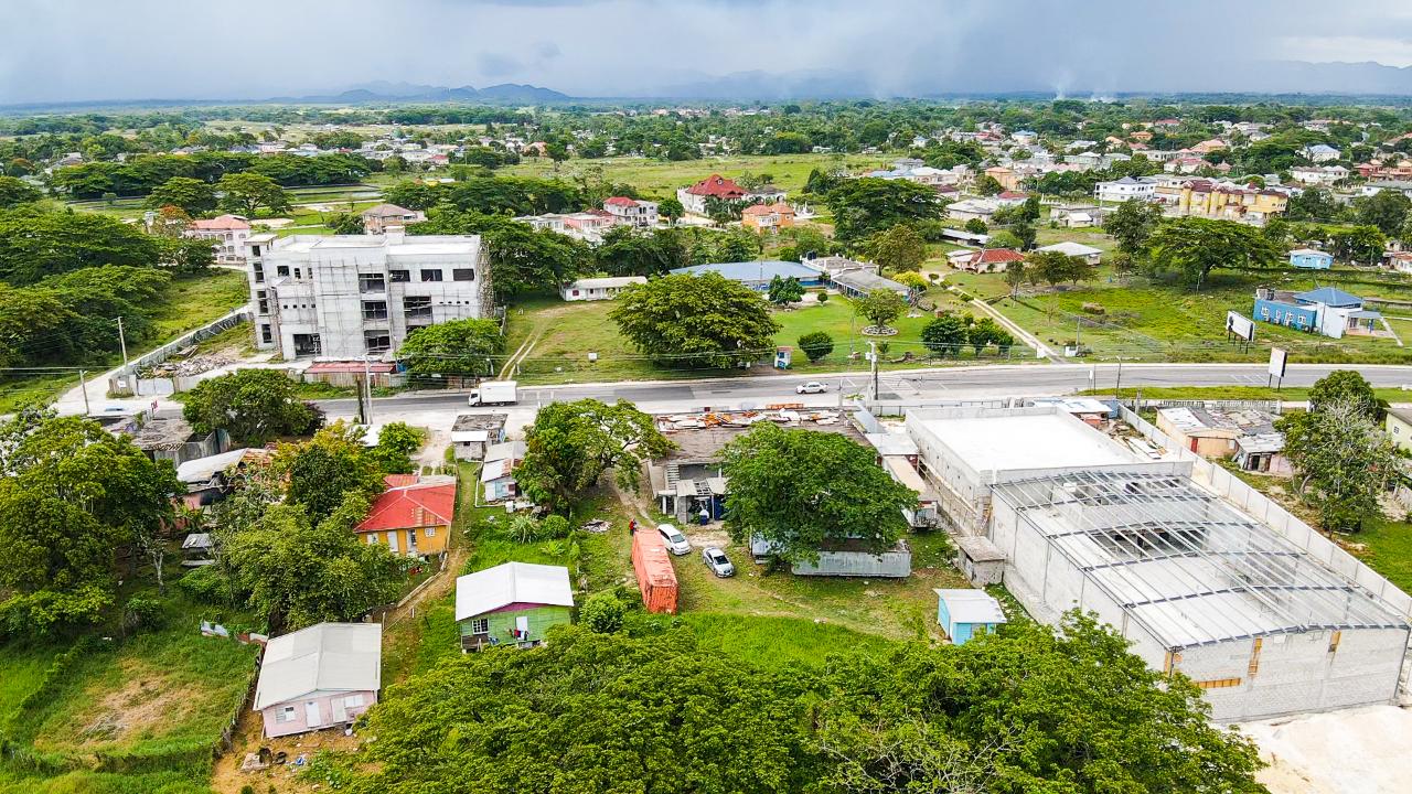 Sixth image of Sav-la-mar Main rd Landilo in Savanna-La-Mar, Westmoreland, Jamaica - property is For Sale