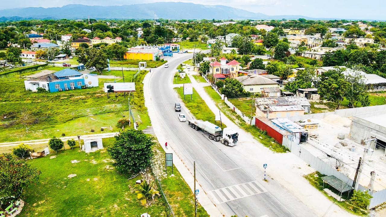 Ninth image of Sav-la-mar Main rd Landilo in Savanna-La-Mar, Westmoreland, Jamaica - property is For Sale