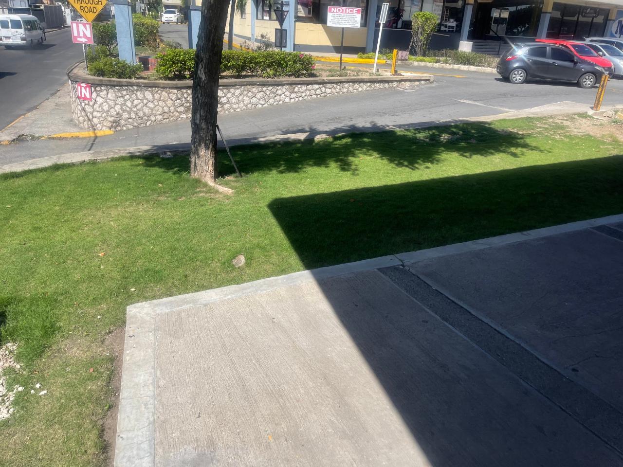Second image of 18-17 Constant Spring rd in HALF WAY TREE, St. Andrew, Jamaica - property is For Rent