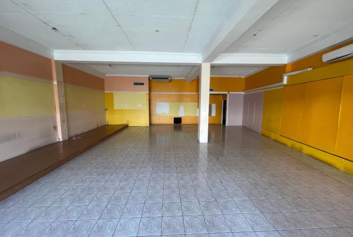 Ninth image of 18-17 Constant Spring rd in HALF WAY TREE, St. Andrew, Jamaica - property is For Rent