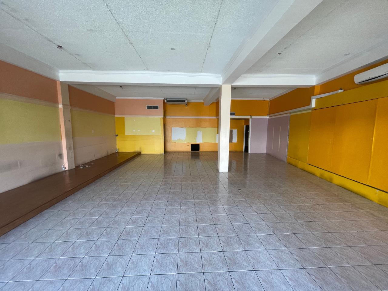 Ninth image of 18-17 Constant Spring rd in HALF WAY TREE, St. Andrew, Jamaica - property is For Rent