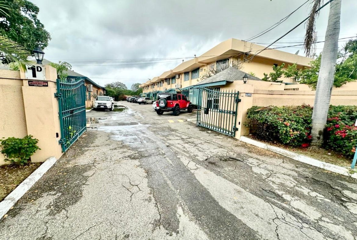 First image of 6-1d-1e Braemar Avenue in Kingston 5, St. Andrew, Jamaica - property is For Rent