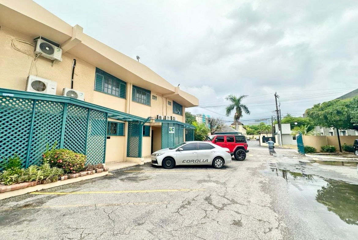 Third image of 6-1d-1e Braemar Avenue in Kingston 5, St. Andrew, Jamaica - property is For Rent