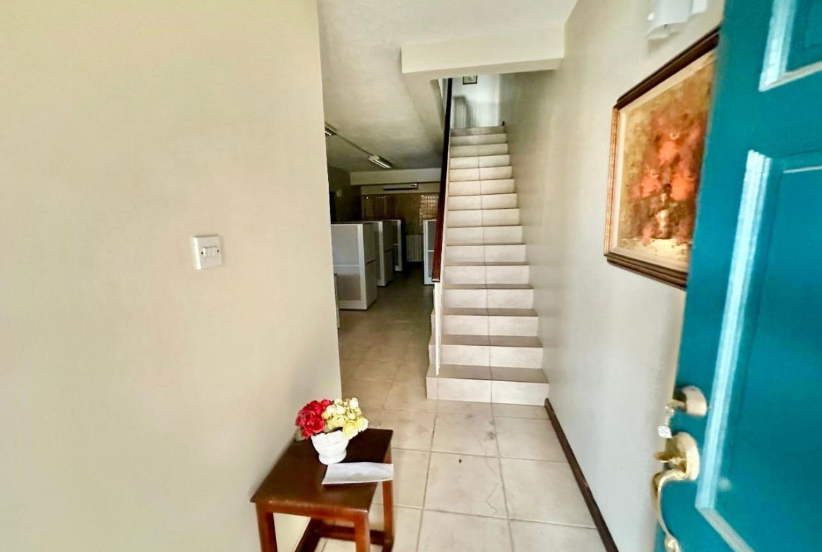 Seventh image of 6-1d-1e Braemar Avenue in Kingston 5, St. Andrew, Jamaica - property is For Rent