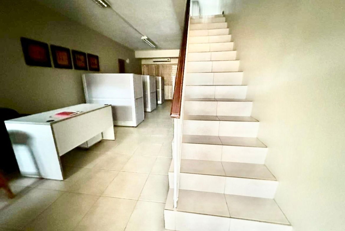 Ninth image of 6-1d-1e Braemar Avenue in Kingston 5, St. Andrew, Jamaica - property is For Rent