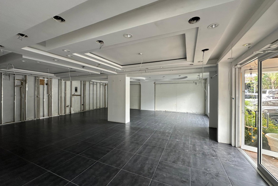 Fourth image of 1- Barbican Road in Kingston 6, St. Andrew, Jamaica - property is For Rent