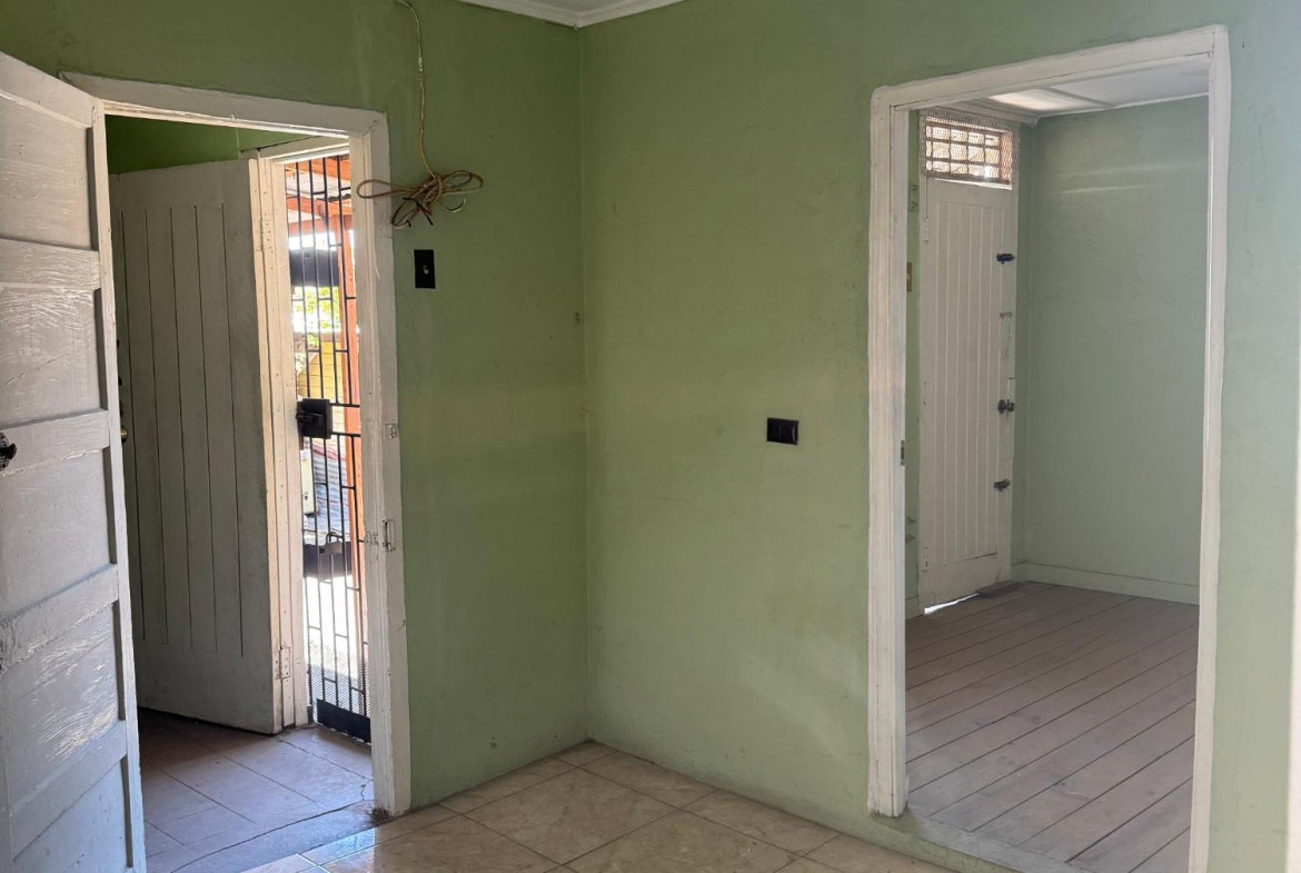 Third image of 4-1a Richmond Park Avenue in Kingston 10, St. Andrew, Jamaica - property is For Rent