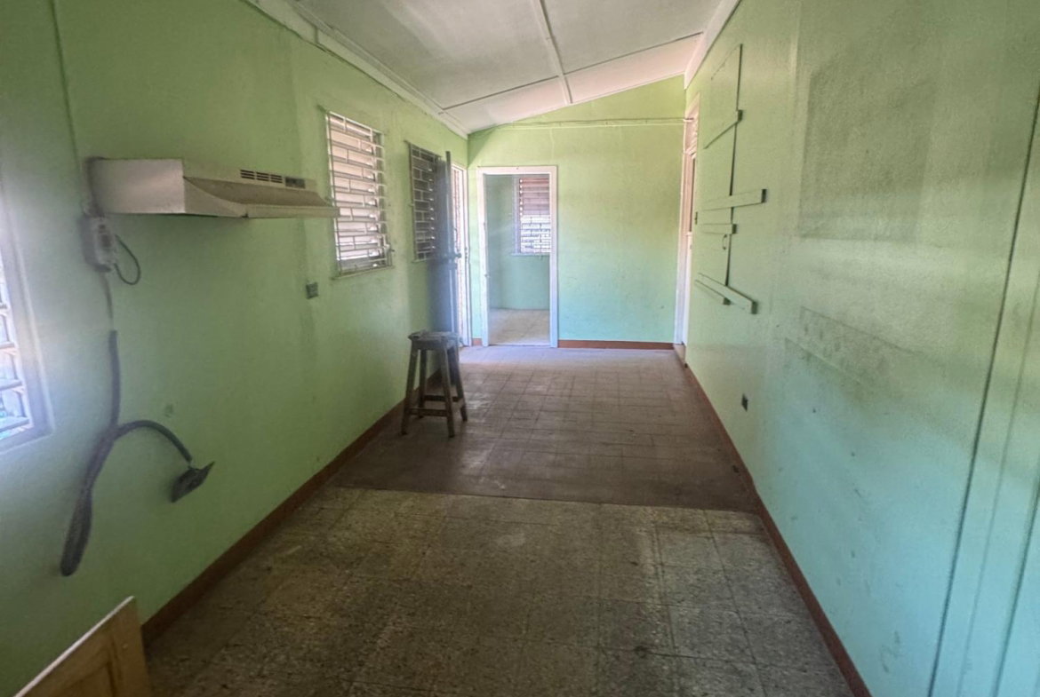 Sixth image of 4-1a Richmond Park Avenue in Kingston 10, St. Andrew, Jamaica - property is For Rent