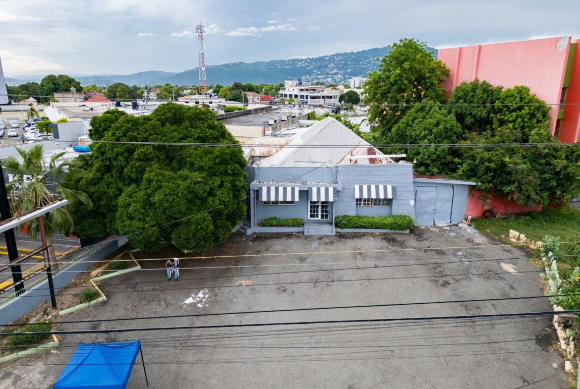 Seventh image of 19 Constant Spring, Kingston in Kingston 10, St. Andrew, Jamaica - property is For Sale