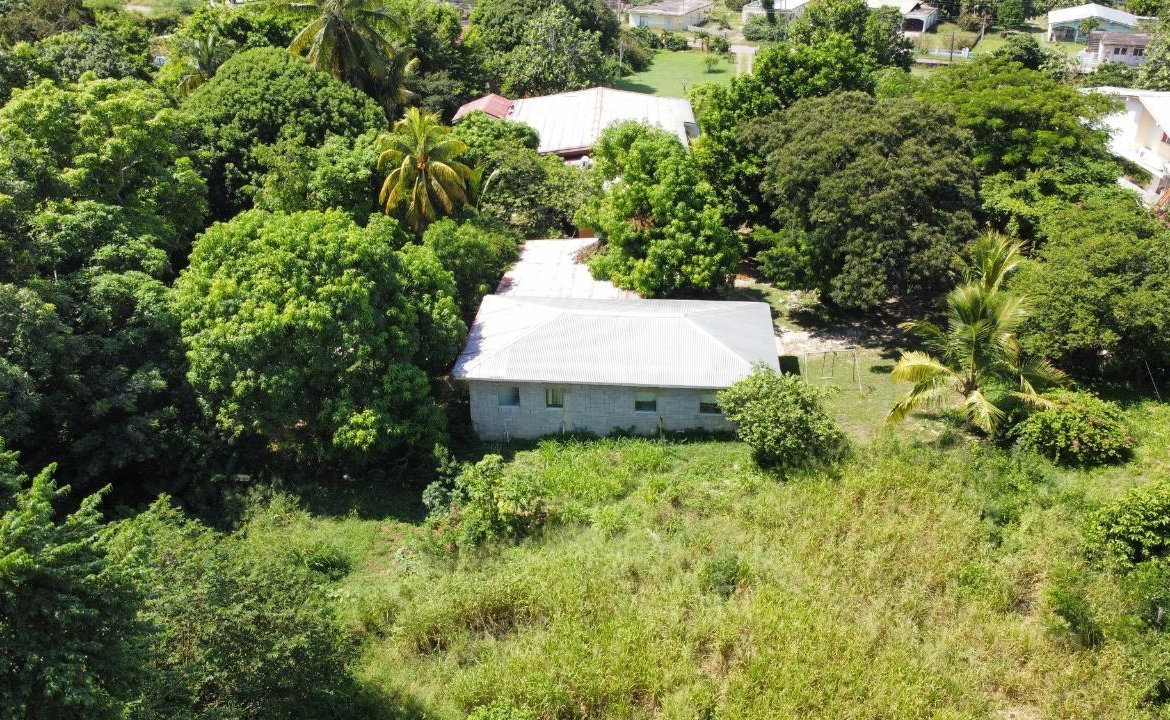 Seventh image of Chateau Road in Palmers Cross, Clarendon, Jamaica - property is For Sale