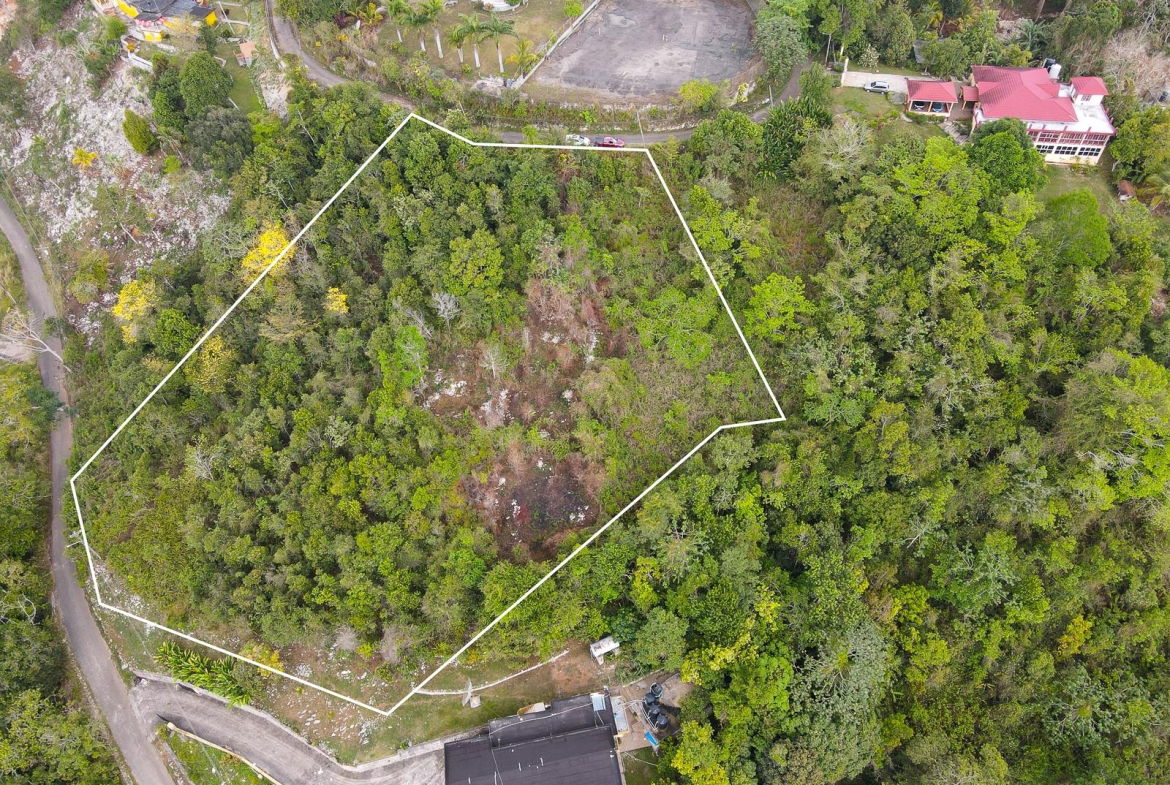 Second image of 9 Frasers Crescent, Coopers in Coopers Hill, St. Andrew, Jamaica - property is For Sale