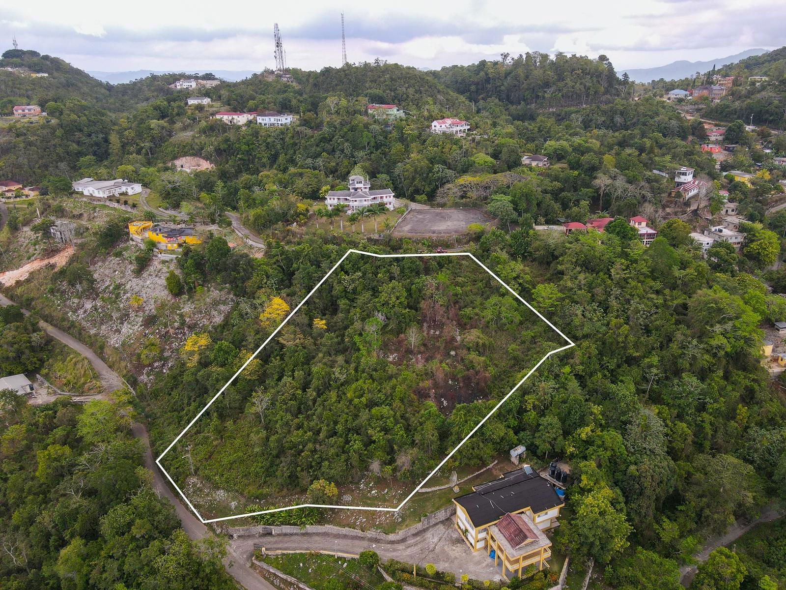 Fourth image of 9 Frasers Crescent, Coopers in Coopers Hill, St. Andrew, Jamaica - property is For Sale