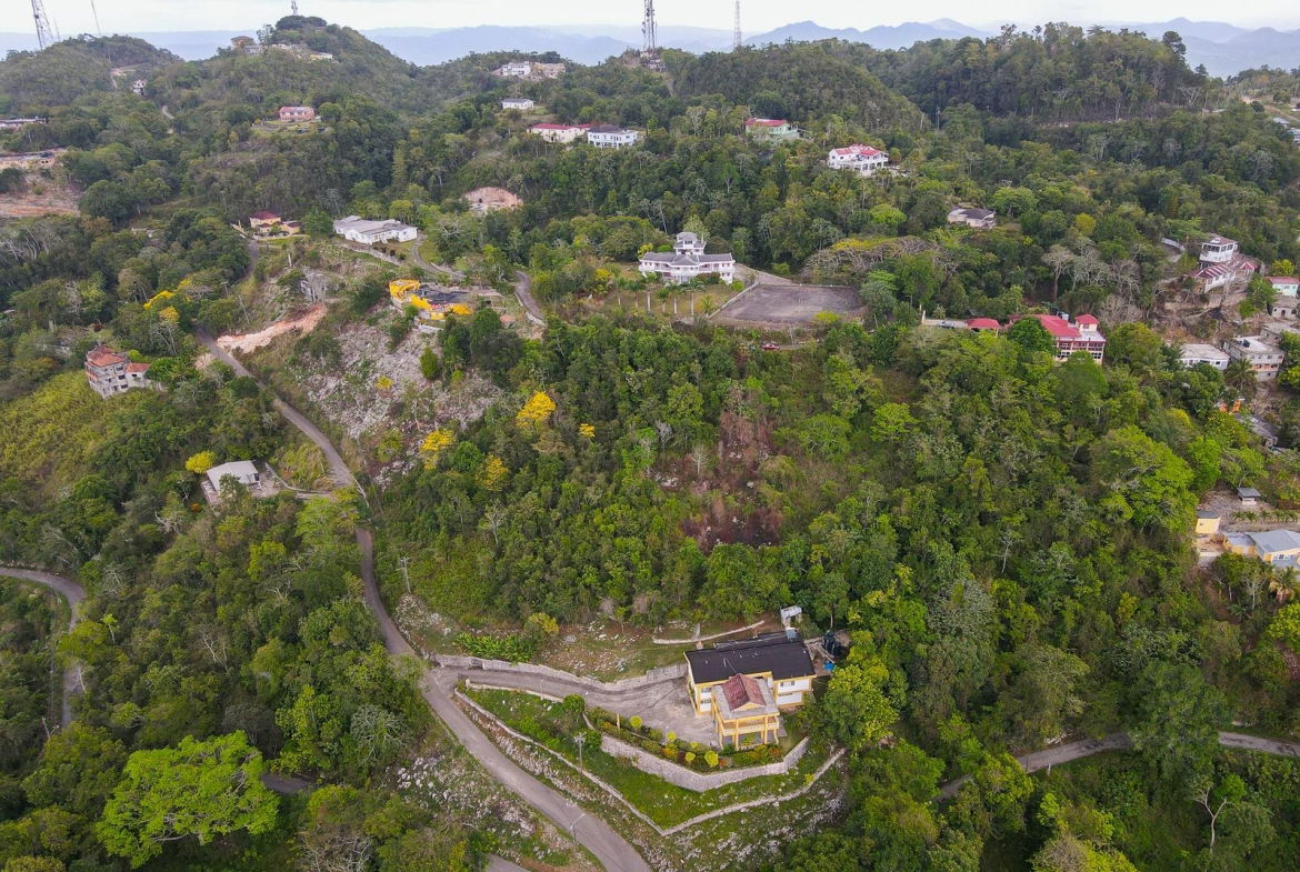 Sixth image of 9 Frasers Crescent, Coopers in Coopers Hill, St. Andrew, Jamaica - property is For Sale