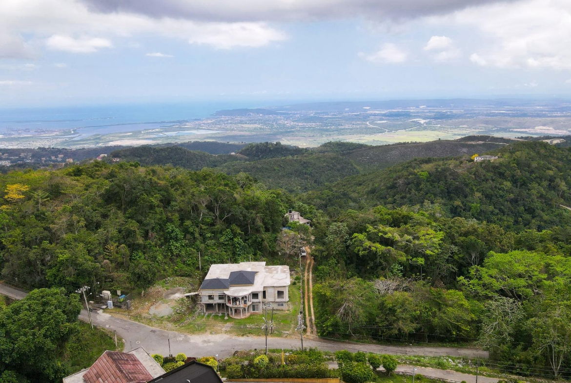 Tenth image of 9 Frasers Crescent, Coopers in Coopers Hill, St. Andrew, Jamaica - property is For Sale