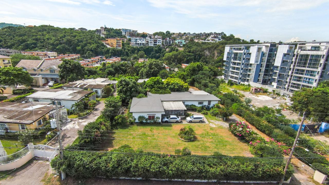 Tenth image of 35 Wellington Drive in Kingston 6, St. Andrew, Jamaica - property is For Sale