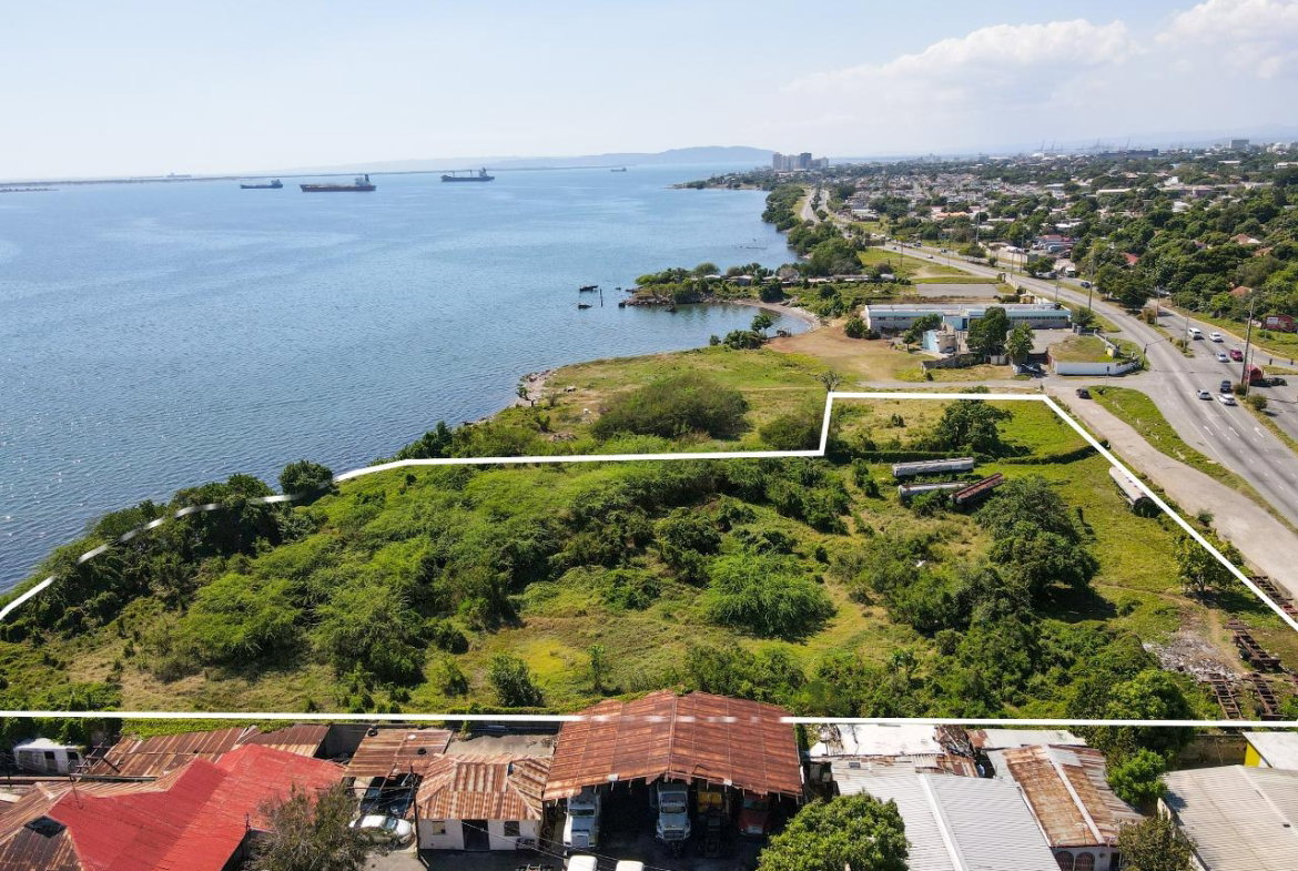 Twelfth image of Bournemouth Gardens in Kingston 2, Kingston, Jamaica - property is For Sale