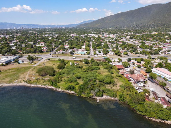 Eighteenth image of Bournemouth Gardens in Kingston 2, Kingston, Jamaica - property is For Sale