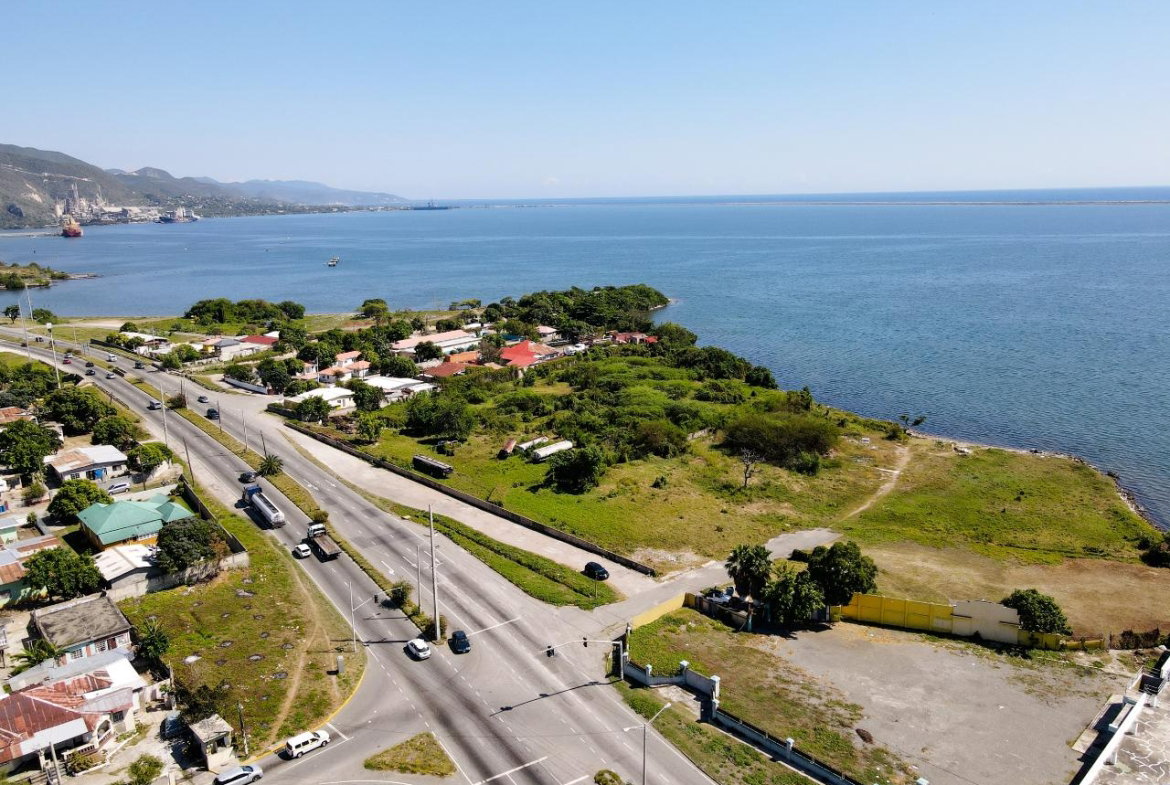 Twenty-Fourth image of Bournemouth Gardens in Kingston 2, Kingston, Jamaica - property is For Sale