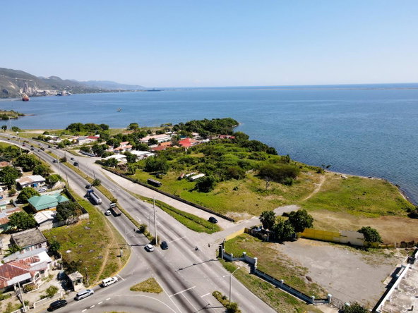 Twenty-Fourth image of Bournemouth Gardens in Kingston 2, Kingston, Jamaica - property is For Sale